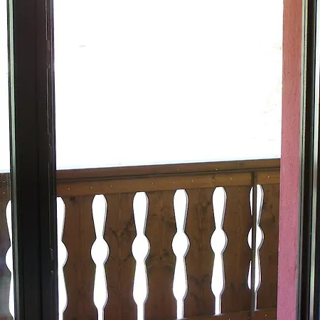 Apartment Goldlay + Rosenberg